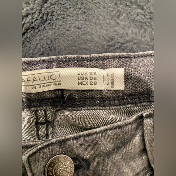 Zara Grey Jeggings - Picture 6 of 6